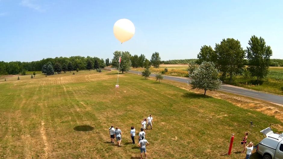 „Stratolab-4” ballonindítás 2015-ben (Dávod közelében)  